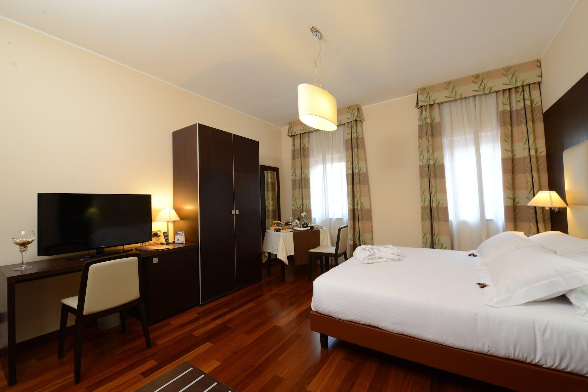 Hotel Guglielmo Катандзаро Екстериор снимка