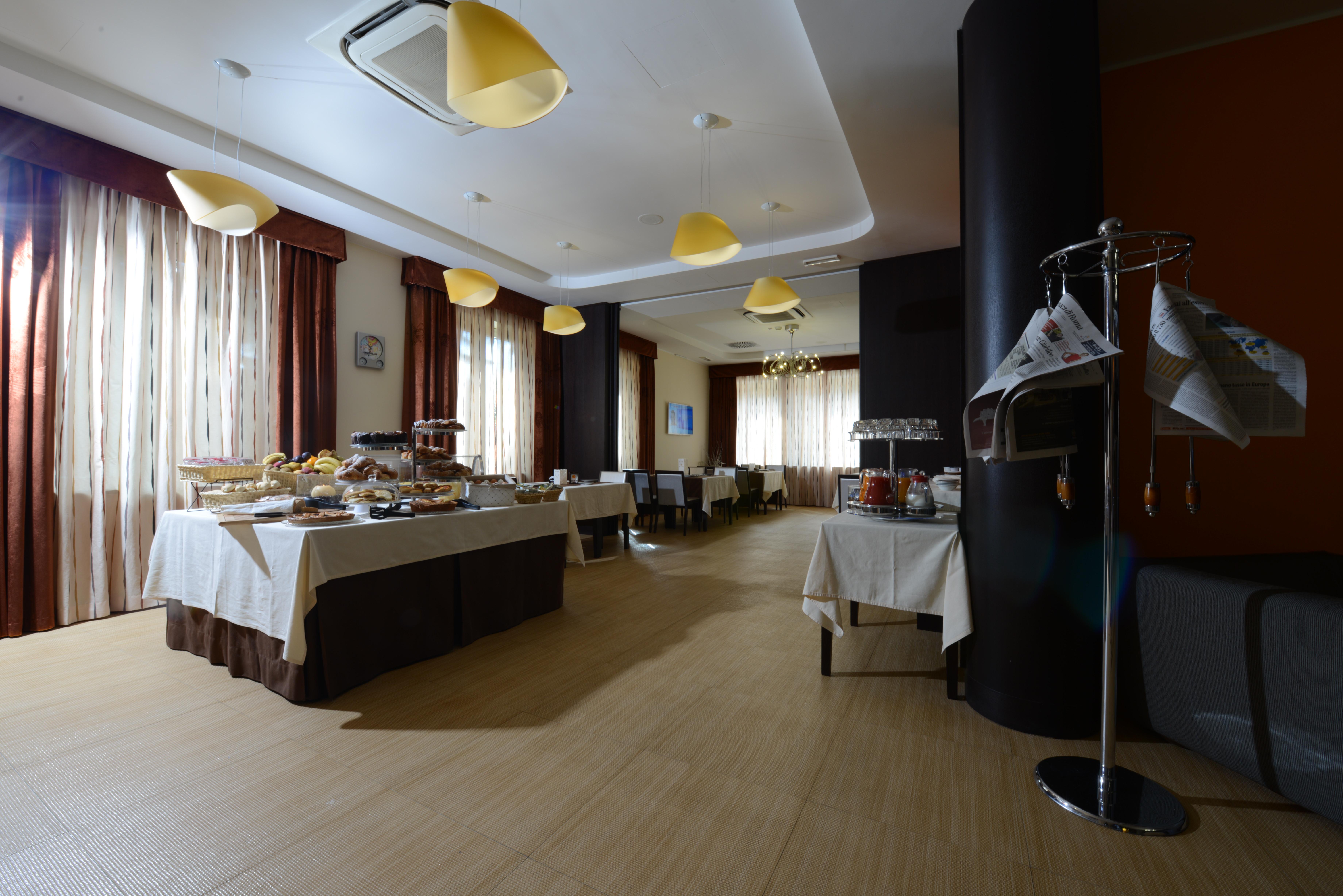 Hotel Guglielmo Катандзаро Екстериор снимка