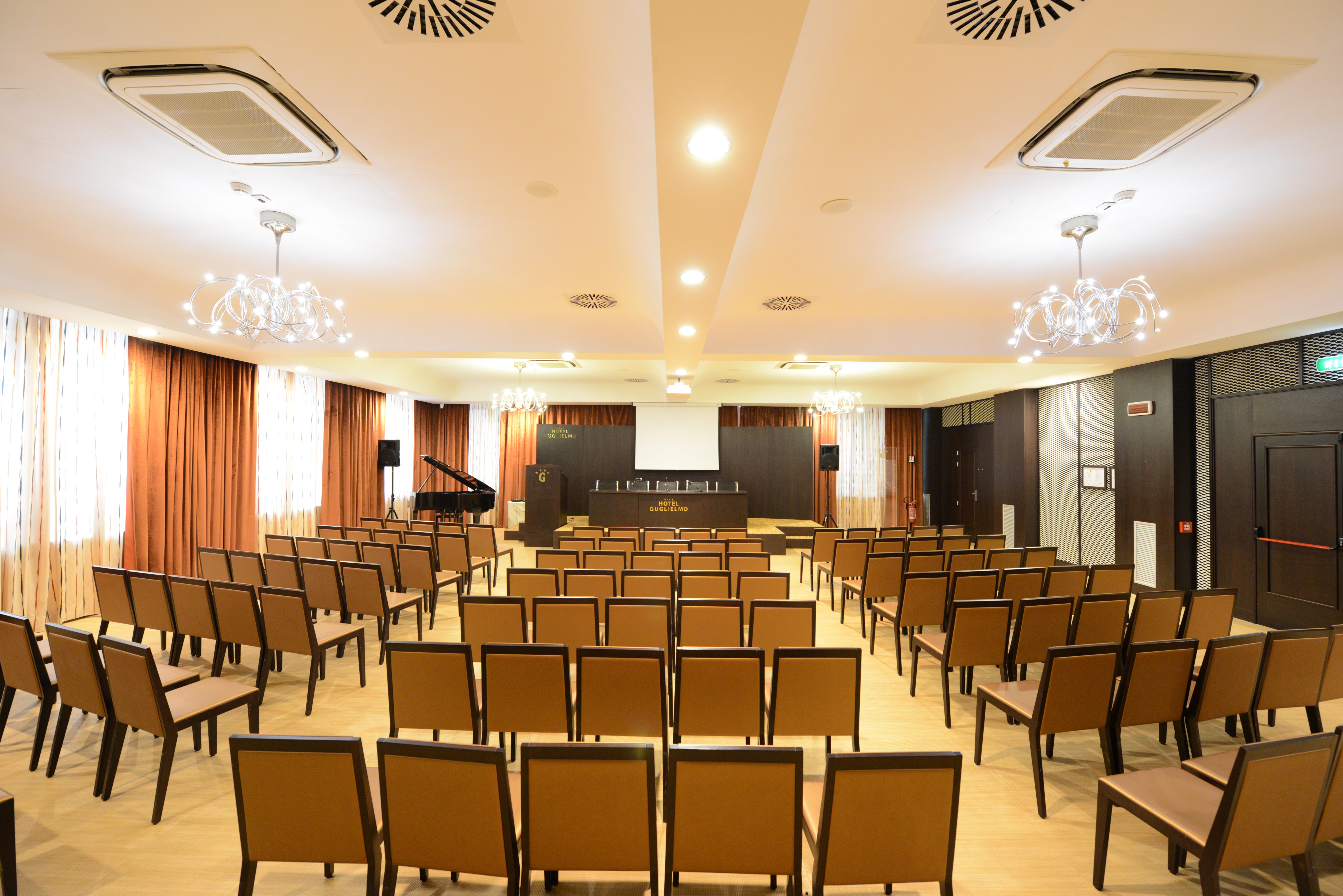 Hotel Guglielmo Катандзаро Екстериор снимка