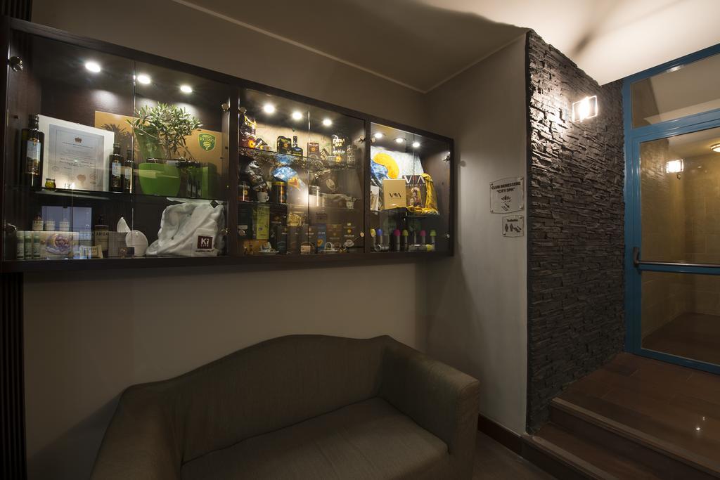 Hotel Guglielmo Катандзаро Екстериор снимка